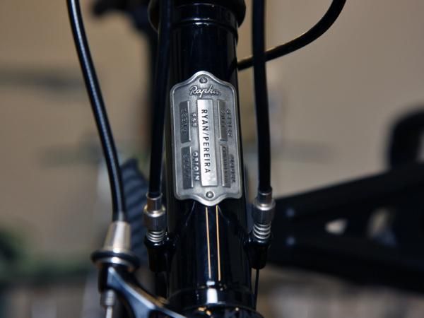 This head tube badge reveals the builders, the model, when it was built, where it was built, and even the frameset weight.