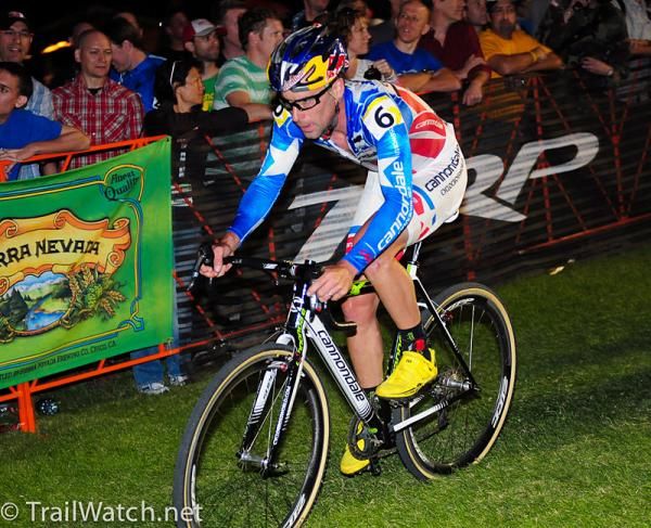 Tim Johnson (Cannondale - Cyclocrossworld.com) worked at times to slow the chasers.