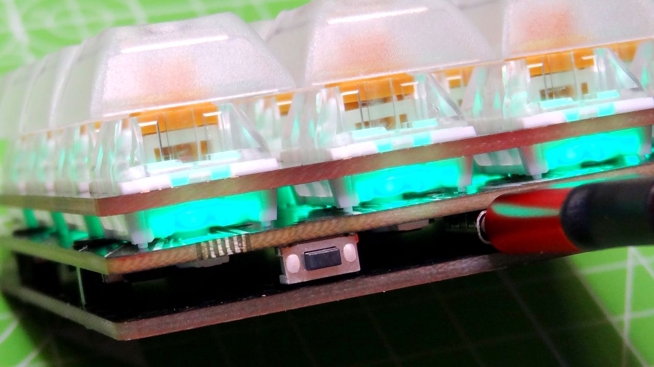 Pimoroni Keybow 2040