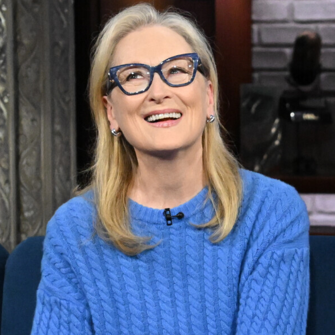 Meryl Streep wore a cerulean blue sweater on 'The Late Show With Stephen Colbert' as an homage to The Devil Wears Prada