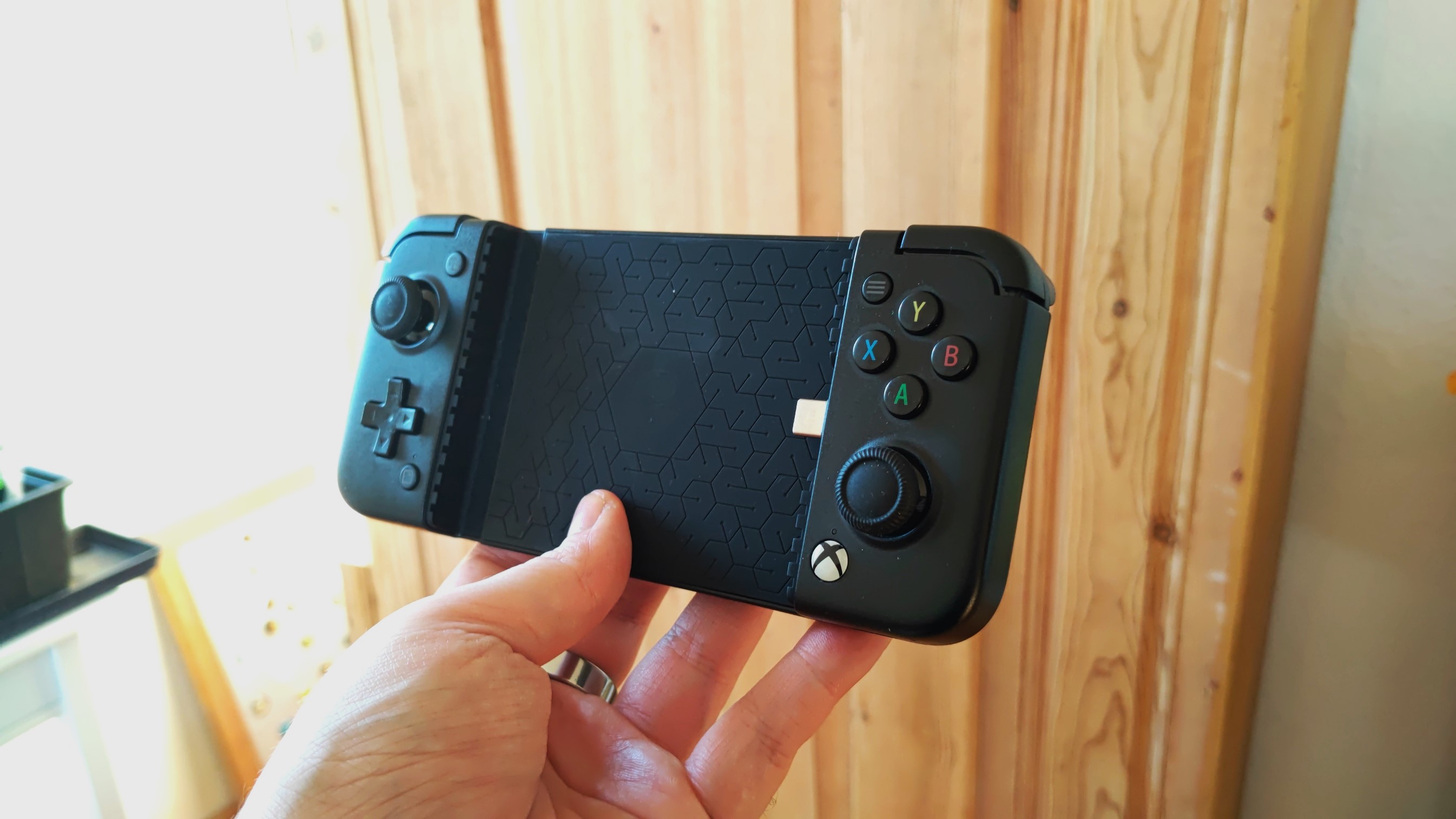 GameSir X2 controller review: Android meets Nintendo Switch design