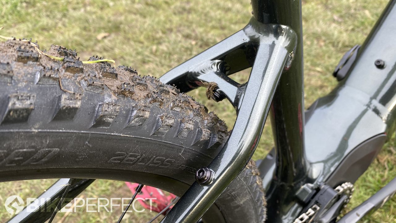 Tire clearance at the rear of the Specialized Turbo Tero 3.0
