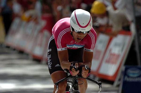 Serguei Gonchar (T-Mobile) finishes his ride in 1:01:43