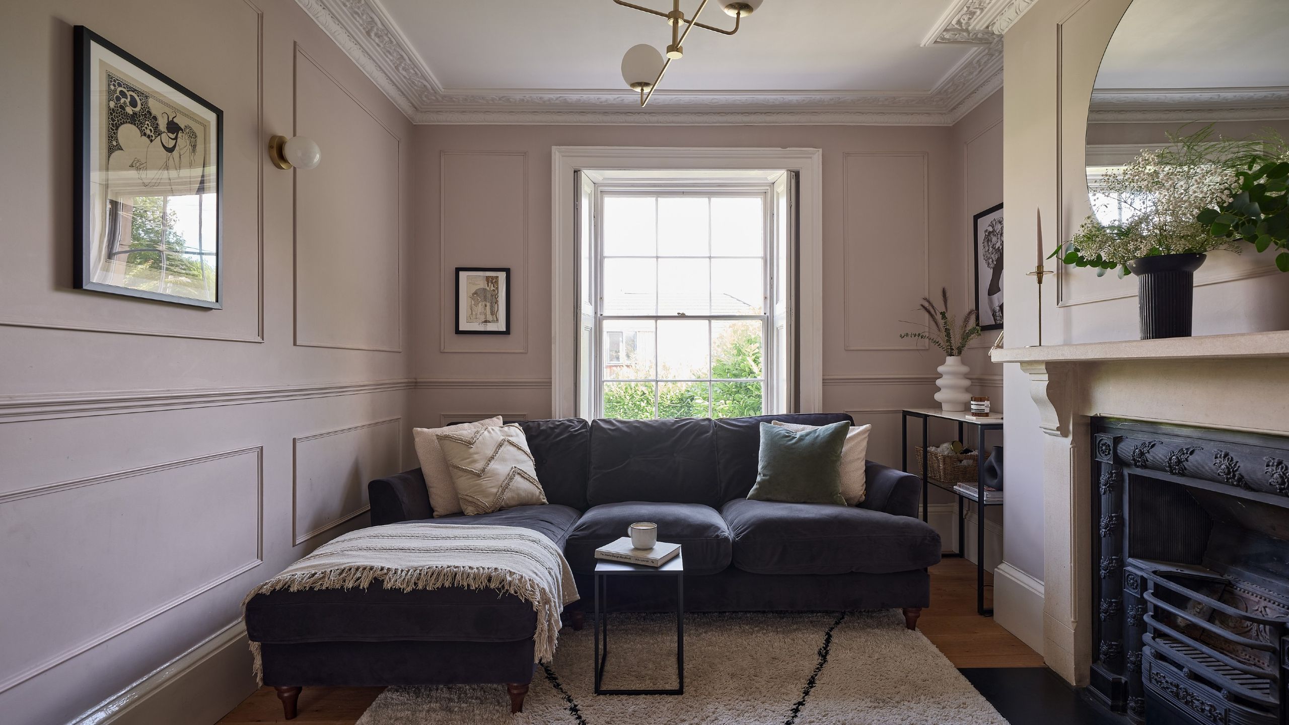 How to make a small living room look bigger like a pro