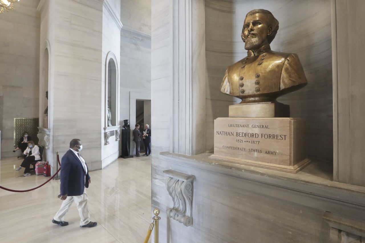 A bust of Nathan Bedford Forrest.