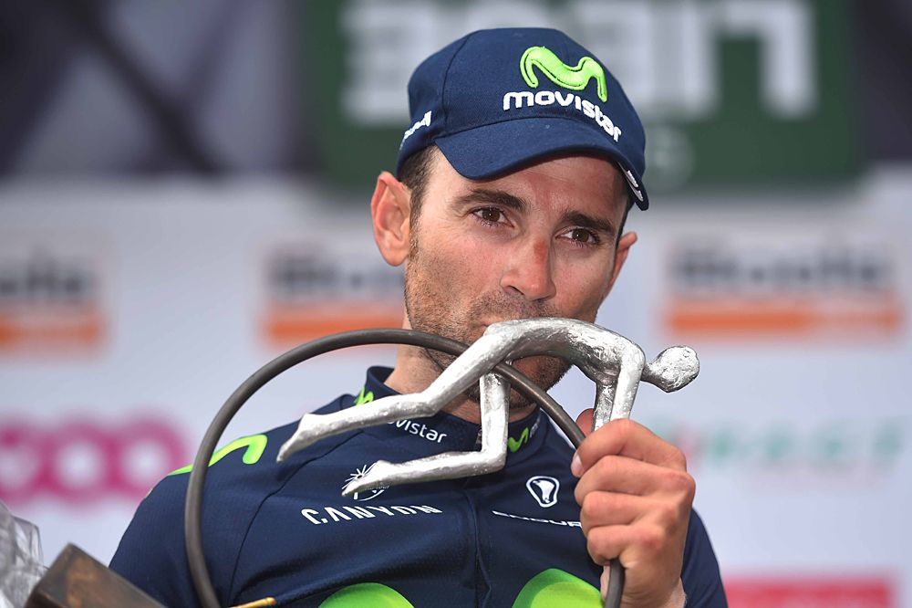 Alejandro Valverde (Movistar) receives the winner's trophy