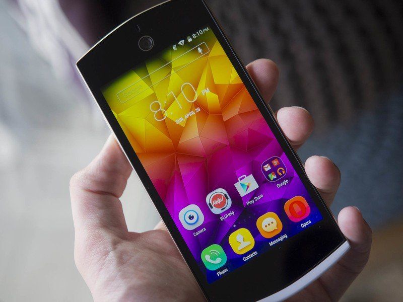 Blu Selfie display