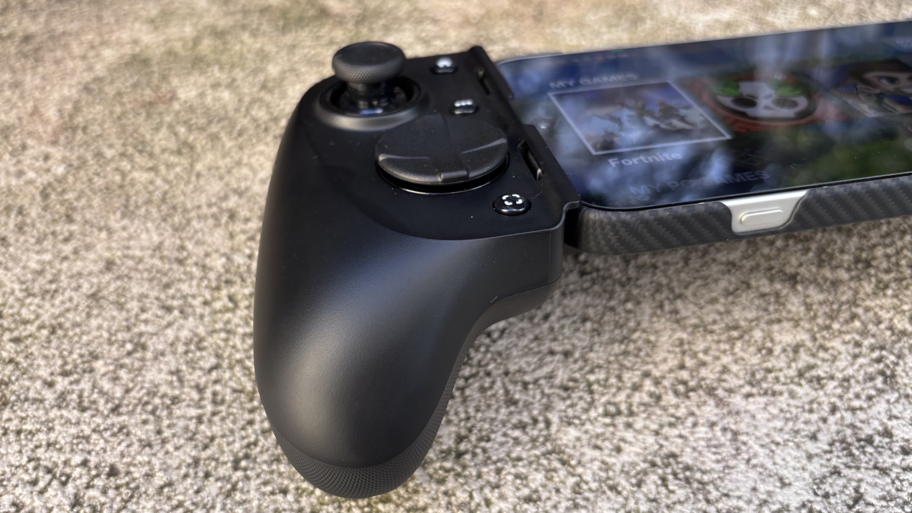 The left grip of the Razer Kishi V3 Pro