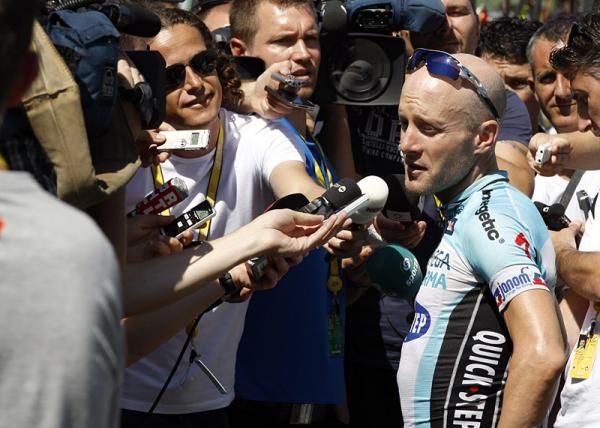Levi Leipheimer (Omega Pharma-QuickStep) speaks to the press prior to the start of stage 5.