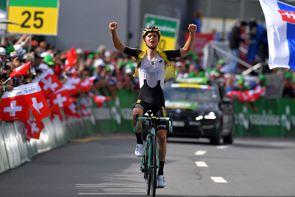 Antwan Tolhoek wins stage 6 at Tour de Suisse