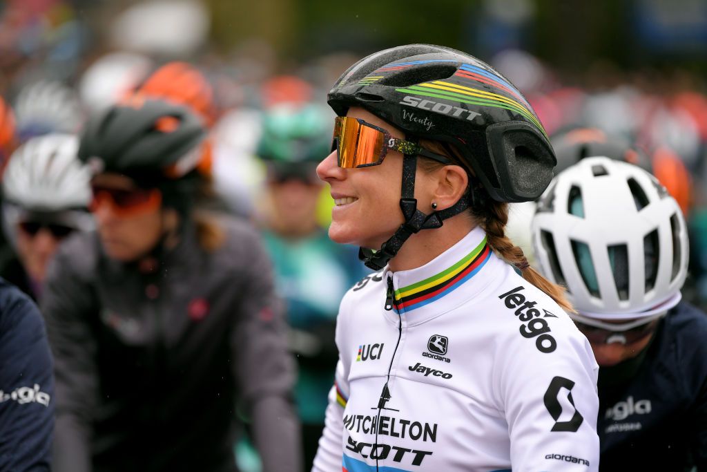 NINOVE BELGIUM FEBRUARY 29 Start Annemiek Van Vleuten of The Netherlands and Team MitcheltonSCOTT World Champion Jersey during the 75th Omloop Het Nieuwsblad 2020 Women Race a 1229km race from Ghent to Ninove OmloopHNB OHN20 OHNwomen on February 29 2020 in Ninove Belgium Photo by Luc ClaessenGetty Images