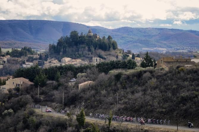 The Paris-Nice peloton