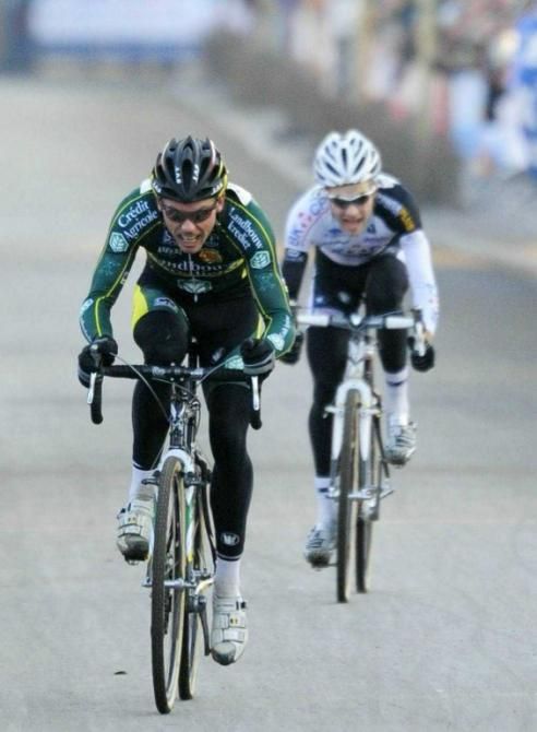 Sven Nys wins the 2009 Belgian national championship ahead of Niels Albert in Ruddervoorde