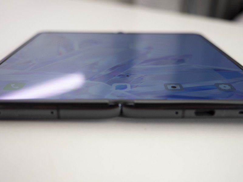 Oppo Find N Open Close Display