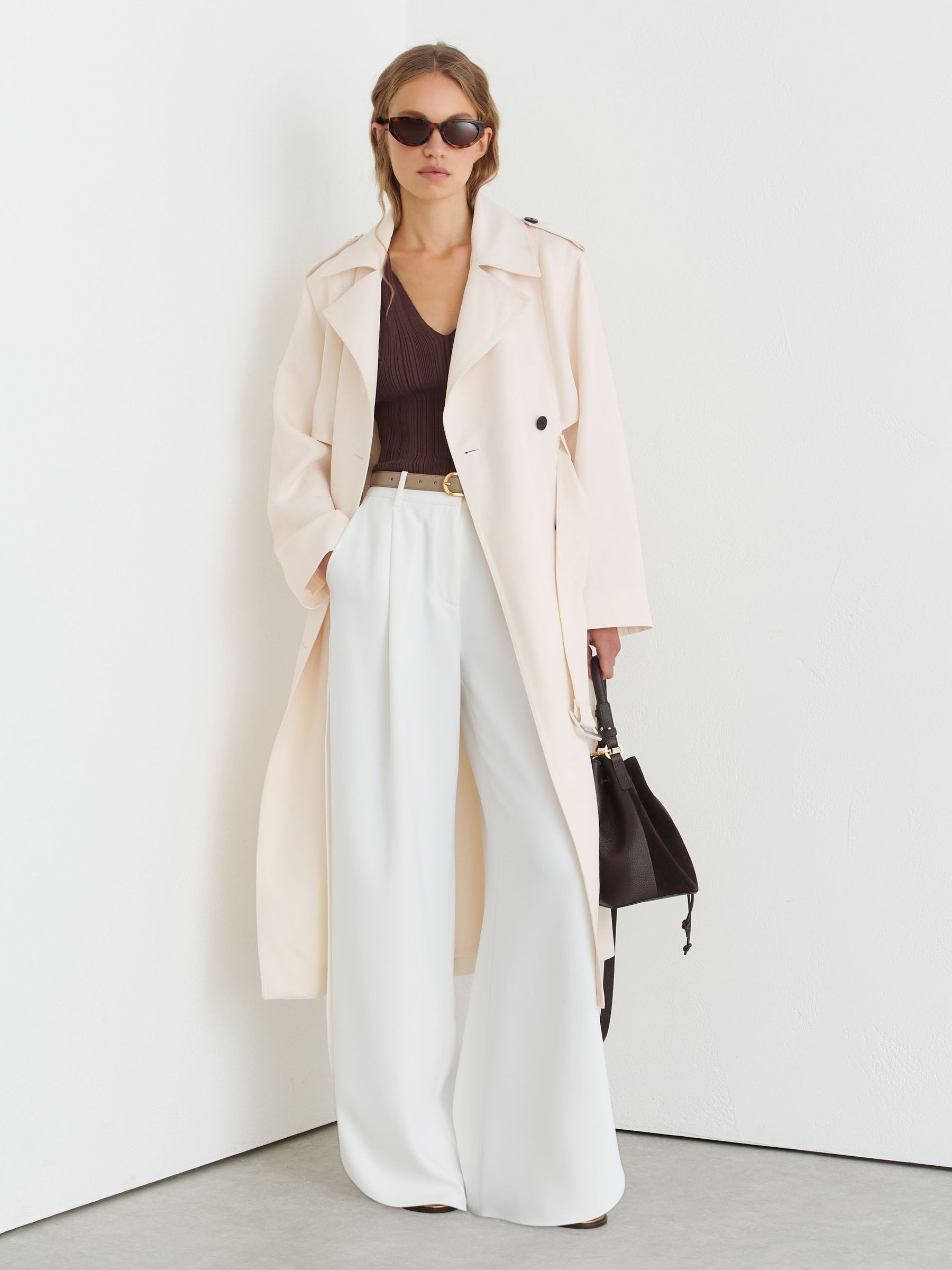 Double-Breasted Trench Coat With Linen in White - Size 4