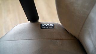 Quersus ICOS review: detail shot of the chair