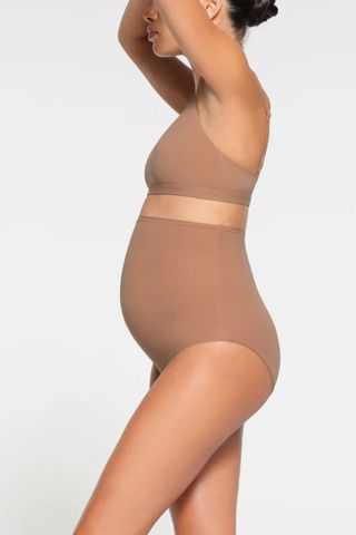 Fits Everybody Maternity High-waisted brief