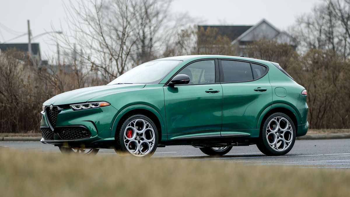 2024 Alfa Romeo Tonale Speciale test drive review.