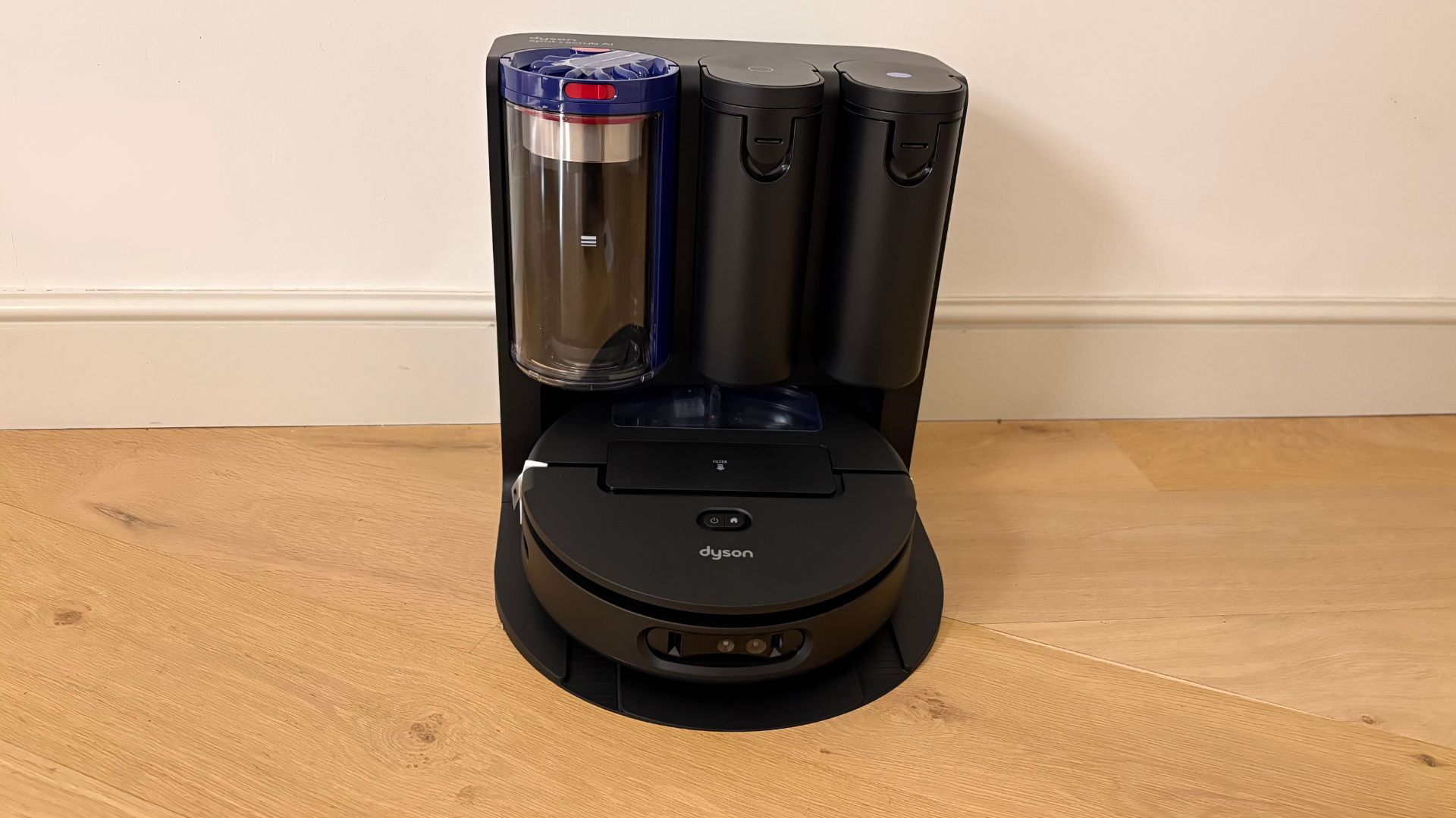 Testing Dyson Spot+Scrub AI Robot Vacuum Cleaner
