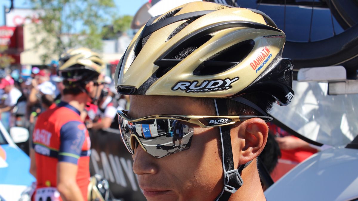 Distinctive gold eyewear and helmets for Bahrain-Merida