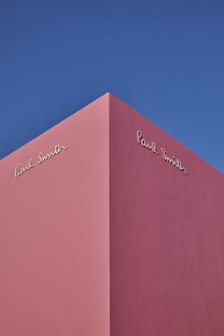 Paul Smith pink store