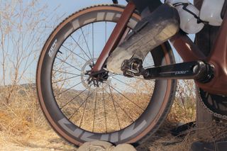 The Zipp 303 XPLR SW gravel wheel