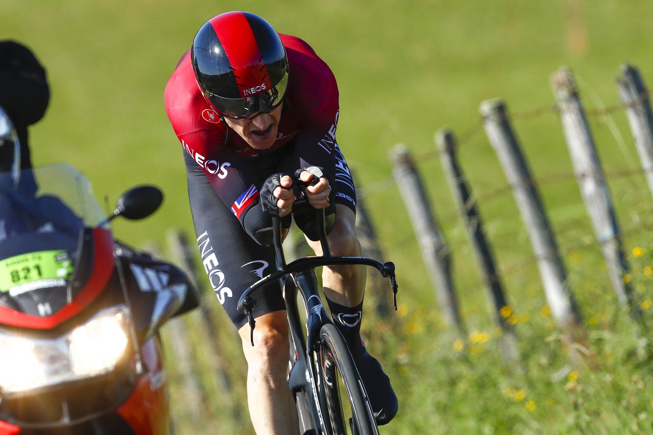 Geraint Thomas en route to second on stage 13