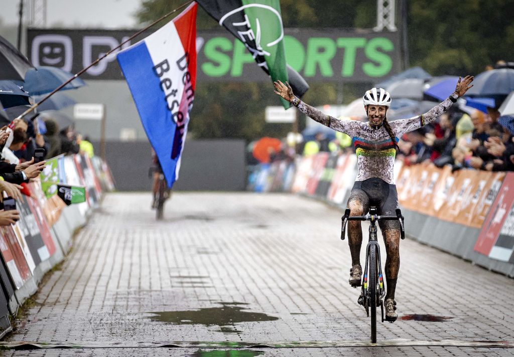 Lucinda Brand (Baloise Trek) wins the Superprestige Gieten