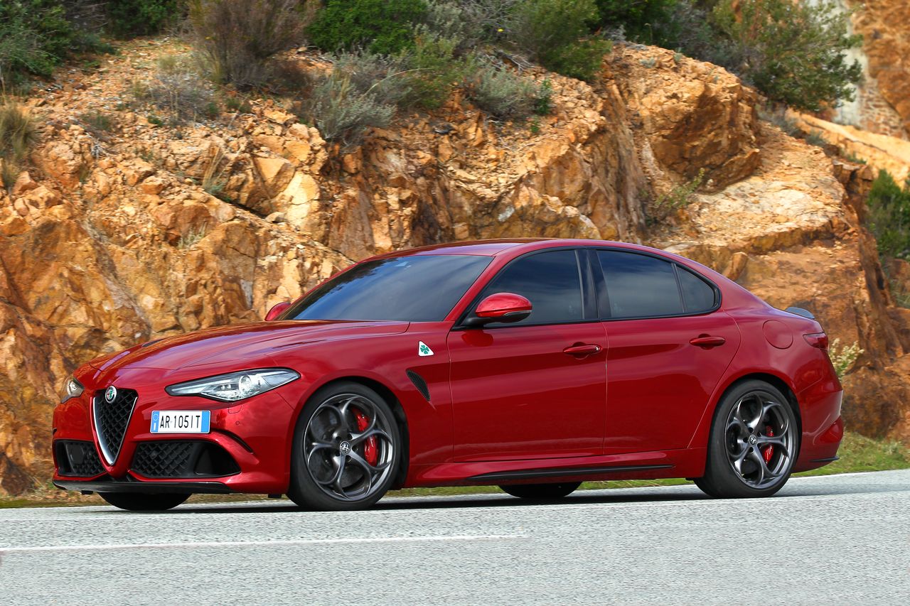 160510_alfa-romeo_giulia-quadrifoglio_53.jpg