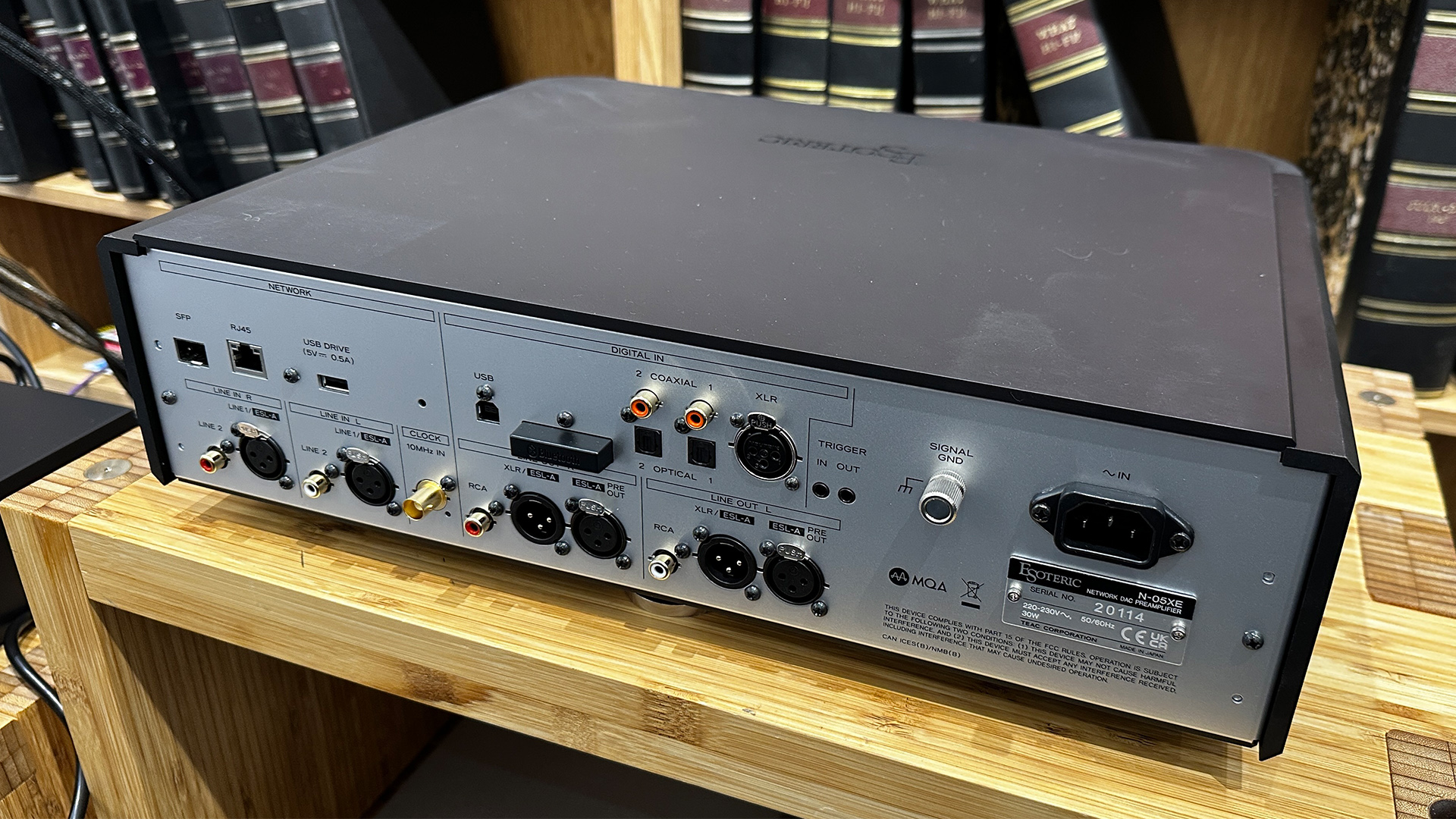 Esoteric N-05XE streaming preamp