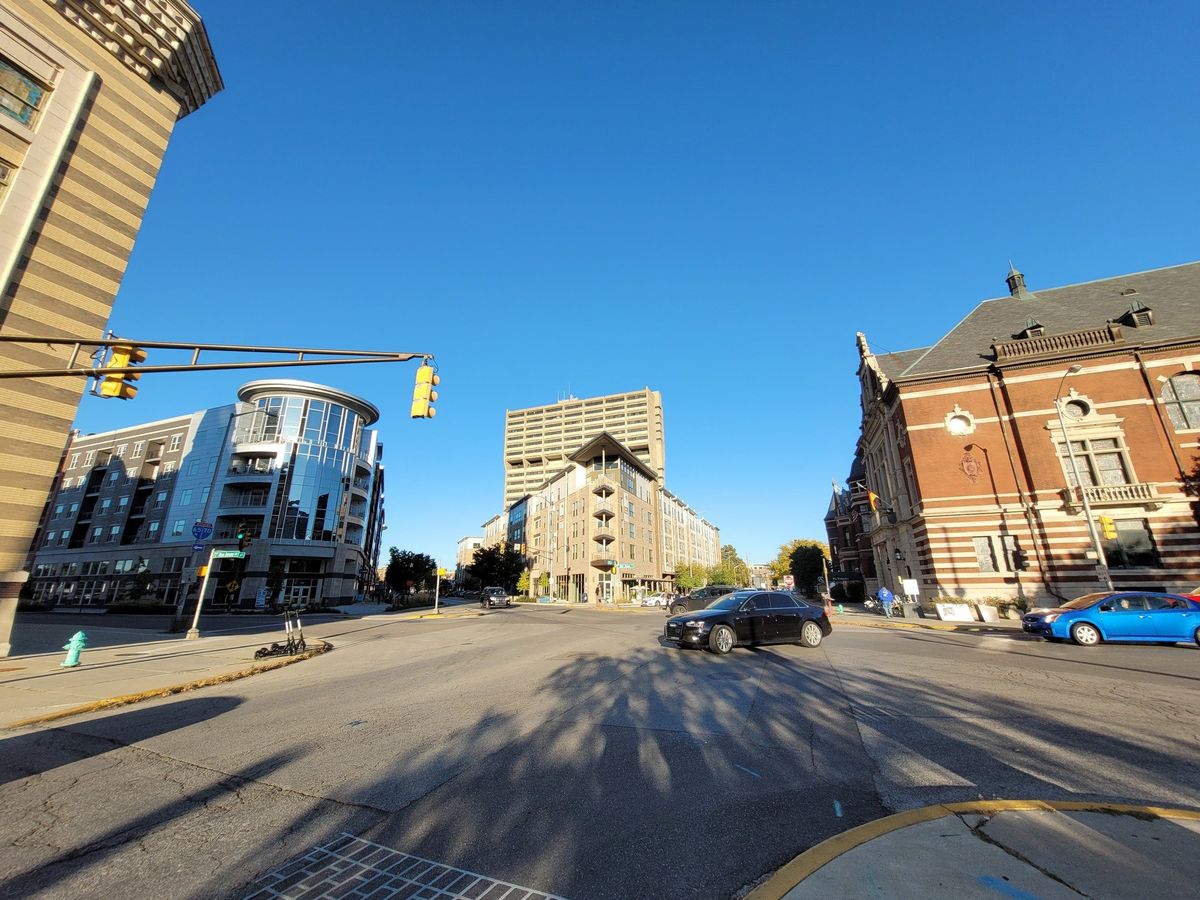 Galaxy S20 FE ultra-wide camera sample