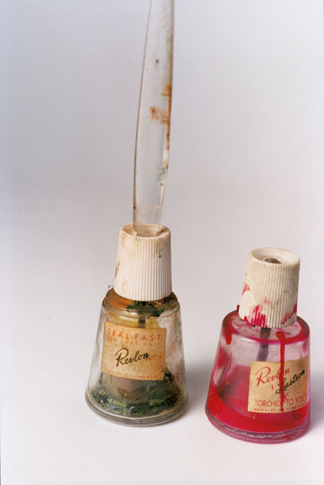 Frida by Ishiuchi #40, 2012-2015, by Isiuchi Miyako, nail varnishes