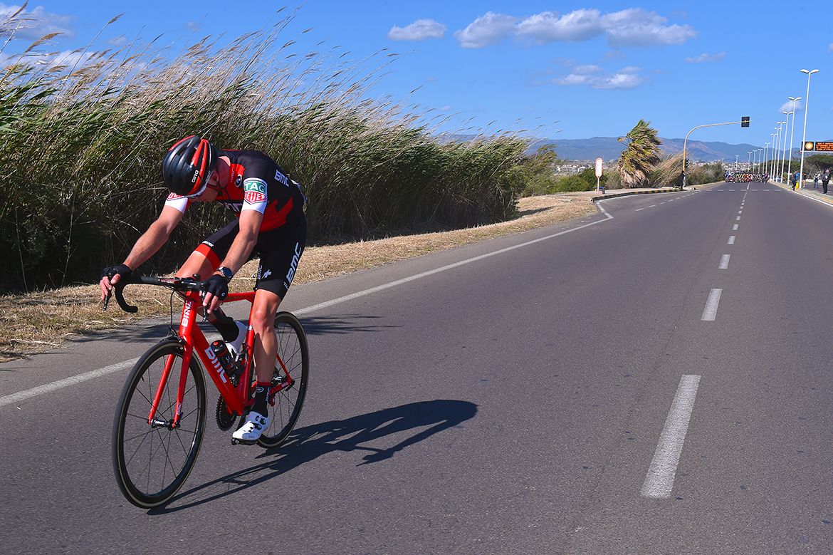 A late crash left Rohan Dennis with a lot of ground to make up on the Giro d'Italia's third stage.