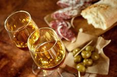 Sherry and tapas