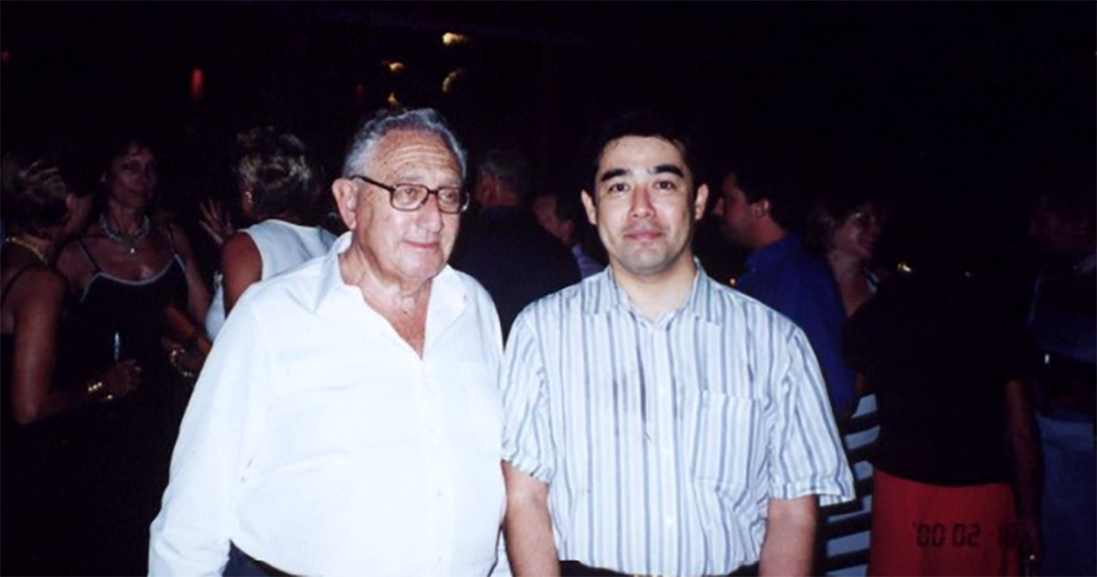 Sunao Takatori meeting Henry Kissinger