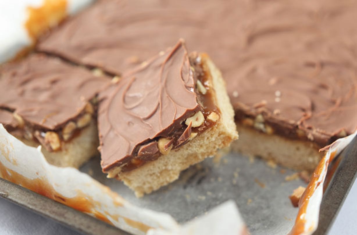 Chocolate, toffee and peanut squares