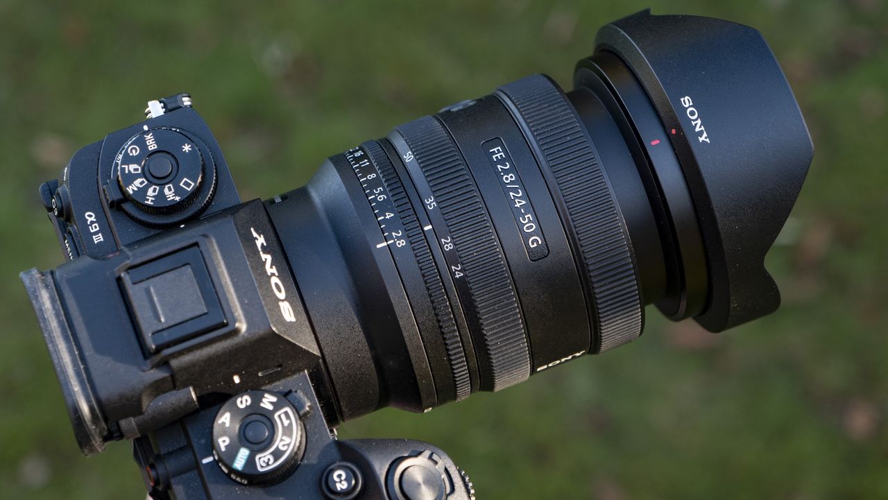 Sony FE 24-50mm F2.8 G