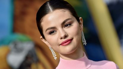 los angeles, california november 24 selena gomez attends the 2019 american music awards at microsoft theater on november 24, 2019 in los angeles, california photo by axellebauer griffinfilmmagic