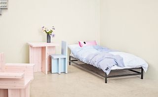 Magniberg offers a tailored wardrobe of contrasting bed linen looks