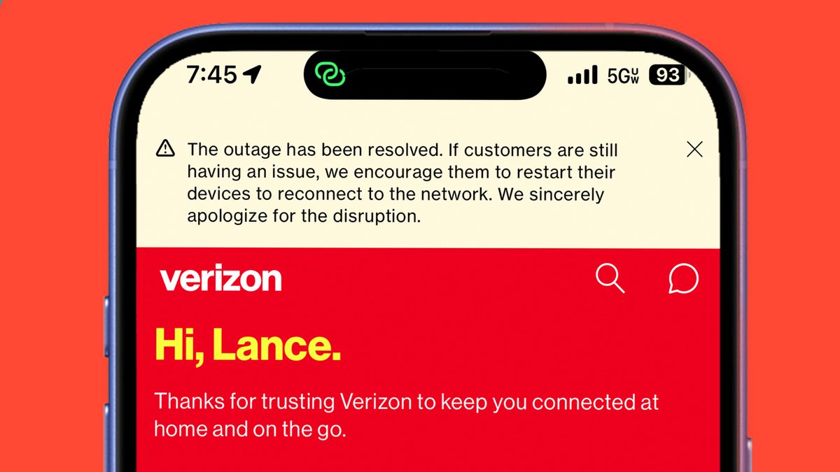 A phone showing a message from Verizon about an outage