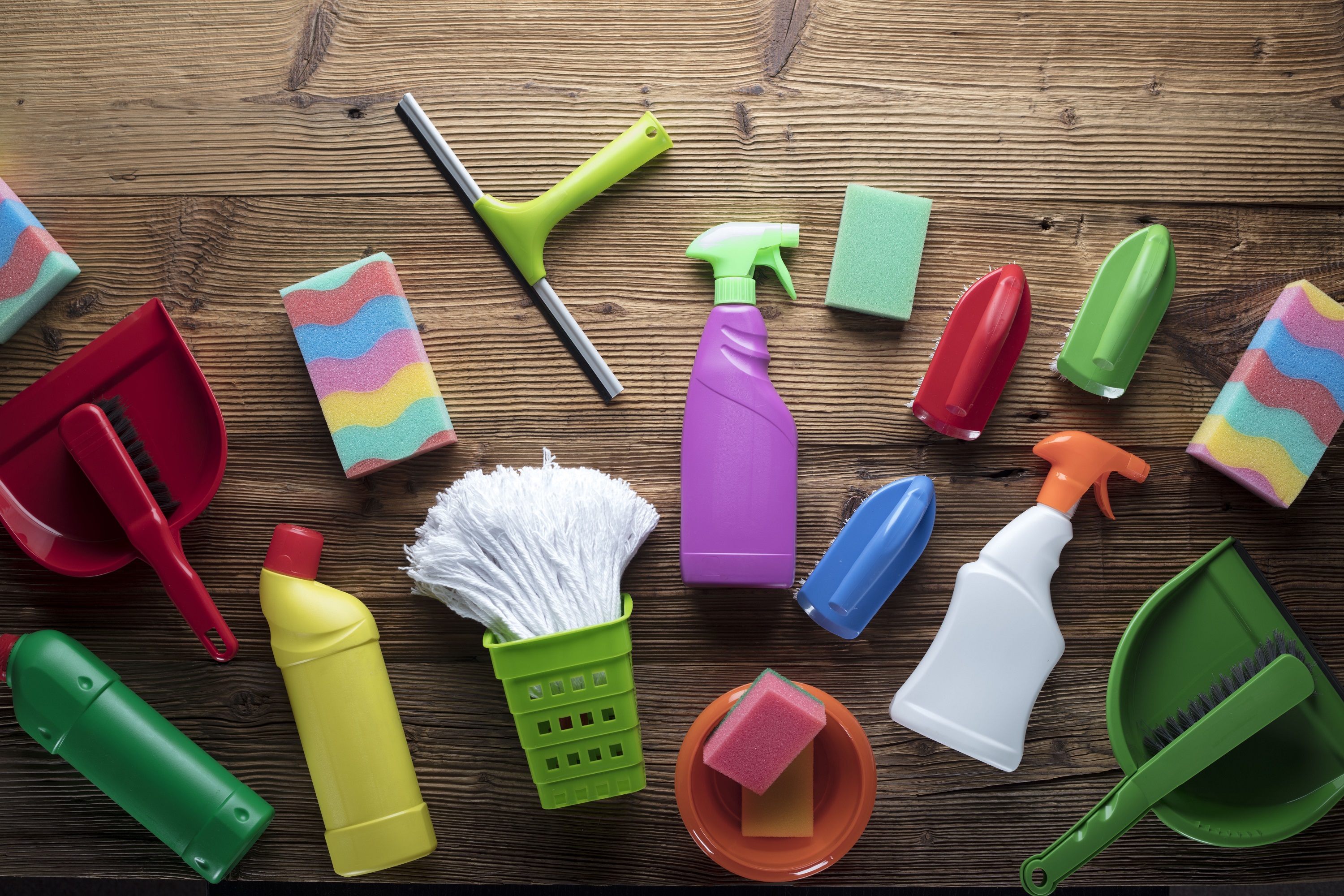 The Dangers of Commercial Cleaning Products - Zoë Facility Services