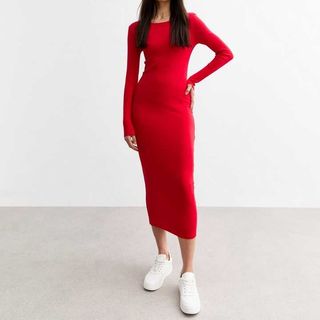 red bodycon dress