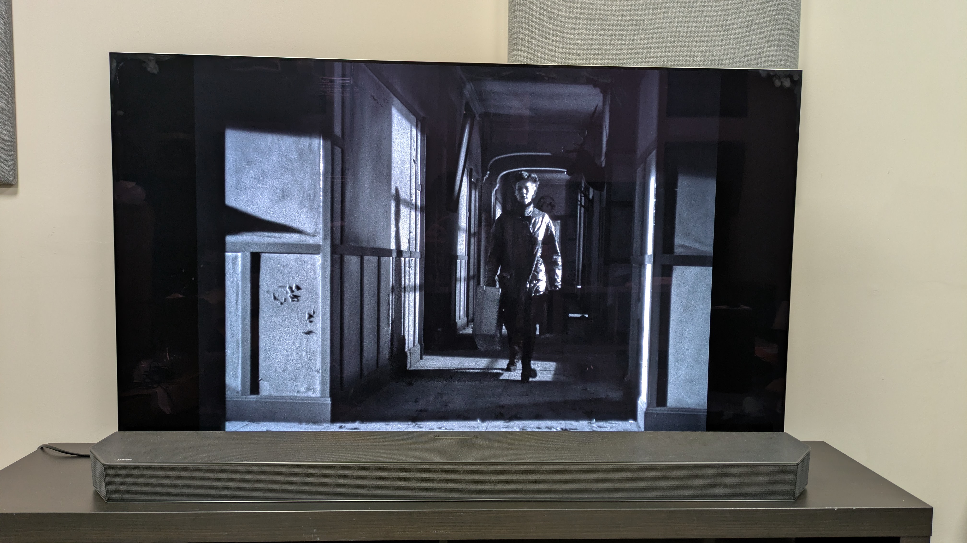 I Know Where I'm Going! 4K Blu-ray on LG G5 showing Joan walking down a hallway at night 