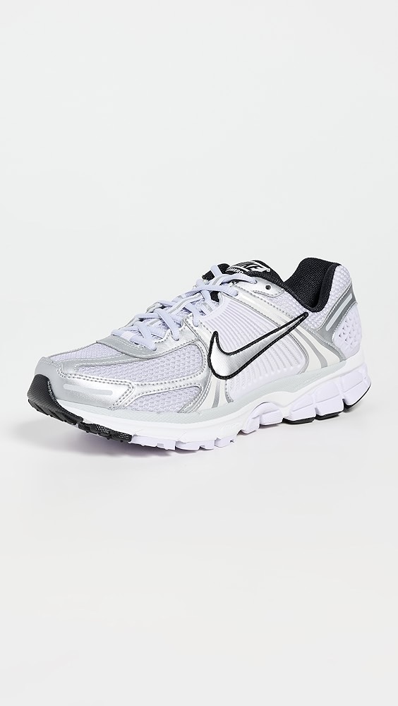 Nike Vomero 5 Sneakers