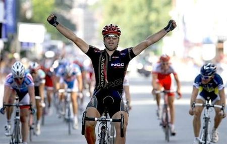 Francesco Ventoso Alberdi (Carmiooro - NGC) sprints to win Paris-Bruxelles