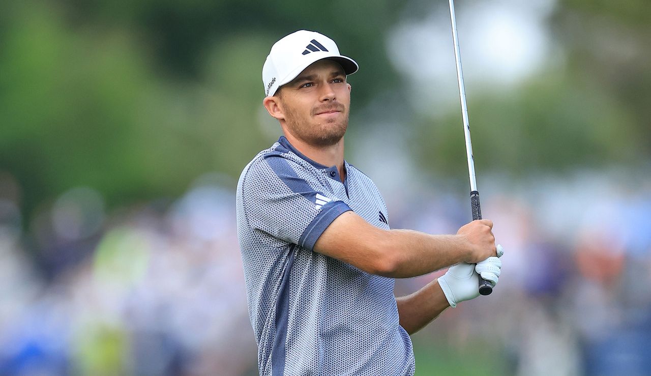 Wise watches his wedge shot at The Players Championship