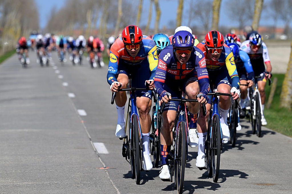 John Degenkolb fractures collarbone, elbow and wrist in Tour of Flanders crash