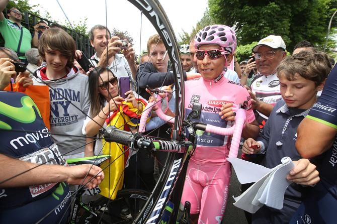 Nairo Quintana (Movistar) approaches the start line