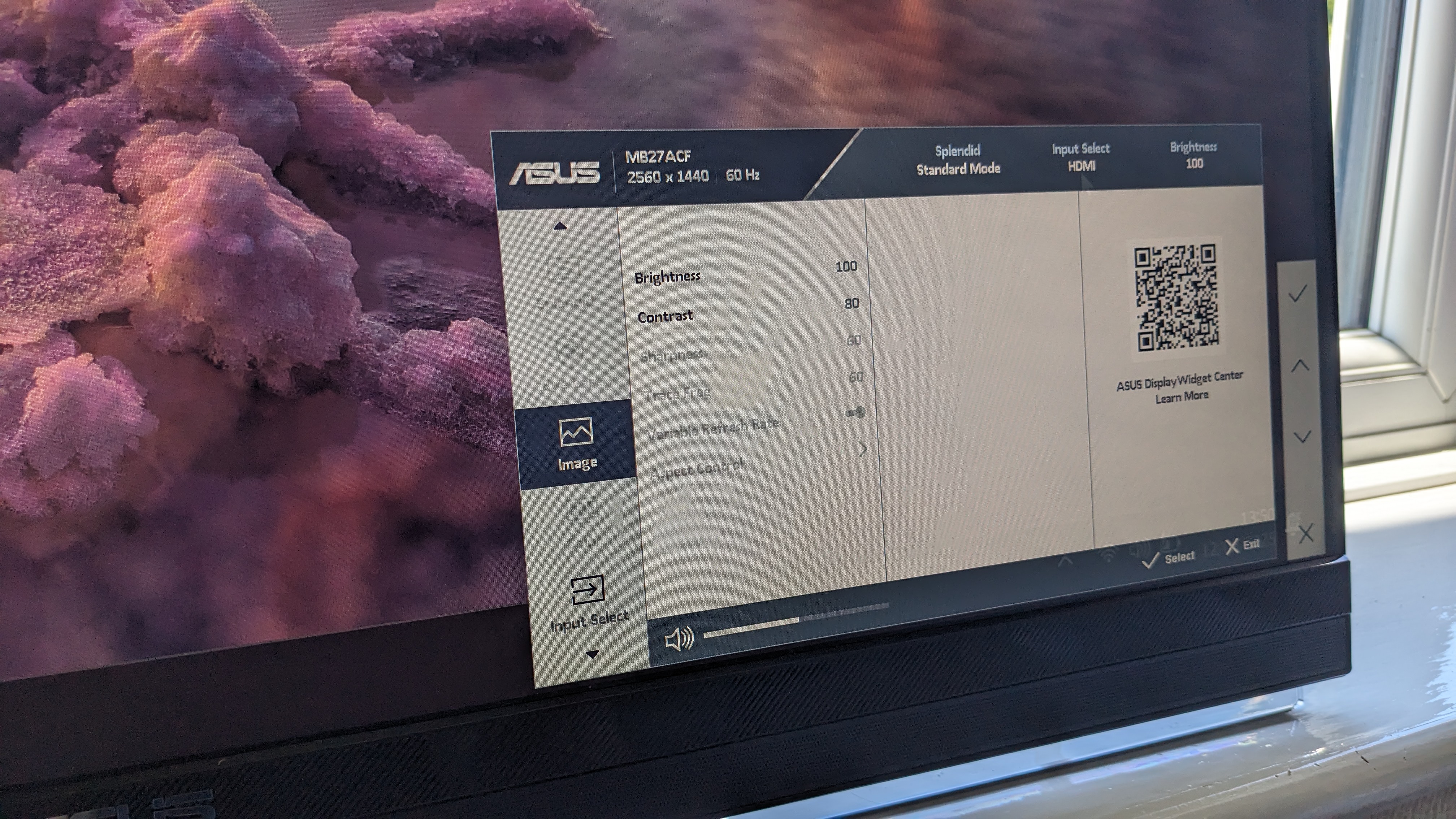 Asus ZenScreen MB27ACF during our review