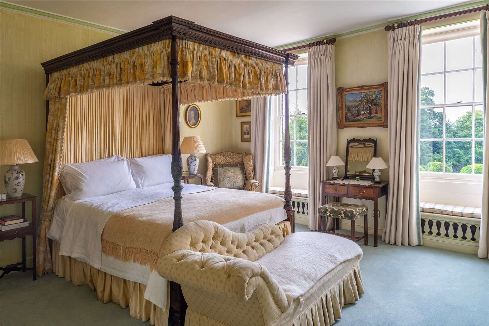 Property for Sale: Hunton Manor